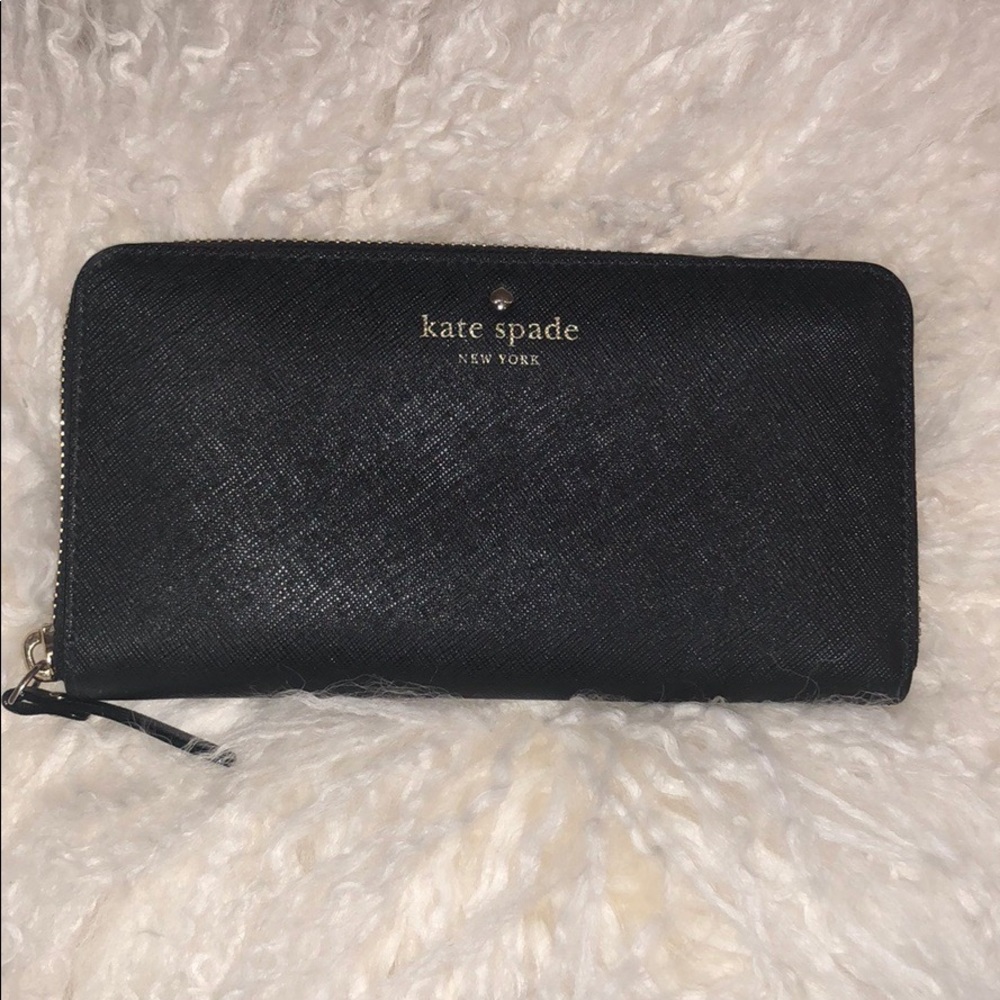 BLACK KATE SPADE WALLET!